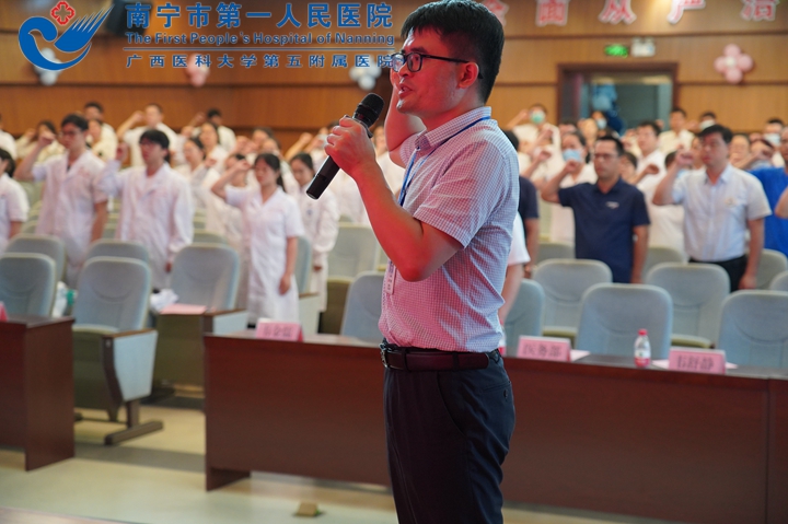 住培十年：神经内科结业住培医师黄浩笑揭三年住培的时间胶囊