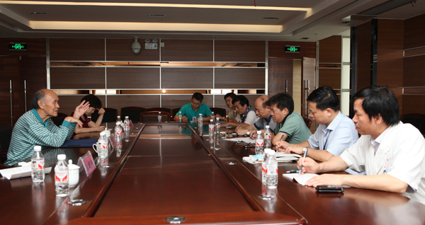 南宁市第一人民医院邀请省外专家来院进行三甲复审预评指导