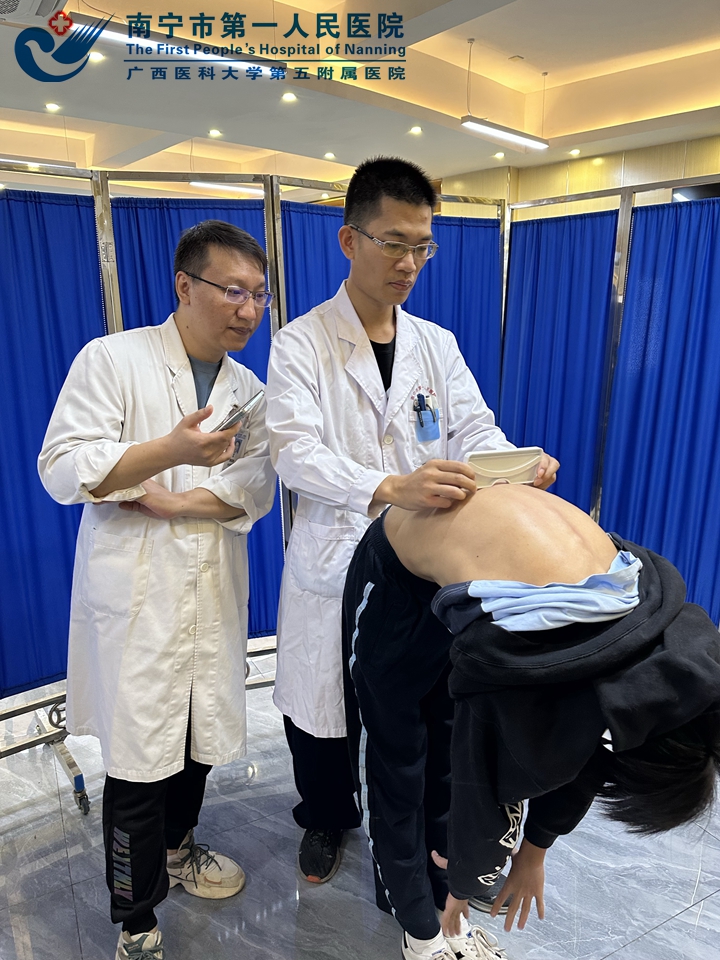 精准监测护成长 匠心护航少年强 —— 南宁市第一人民医院圆满完成 2025 年学生常见病监测任务