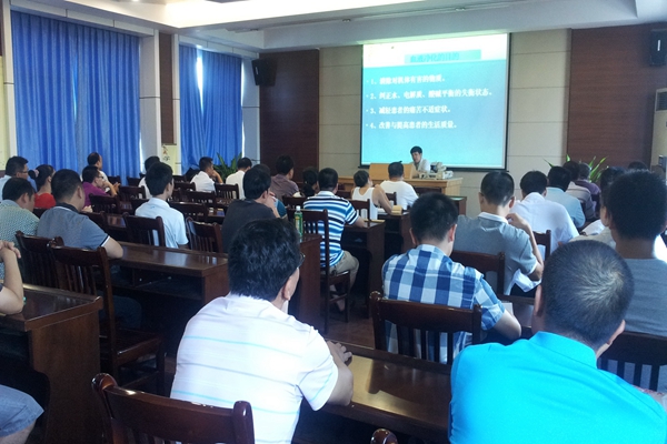 以城市支援农村 城乡互动 全面提高基层医院的急救医疗水平—2014年南宁市乡镇卫生院急诊急救培训班在我院顺利结业