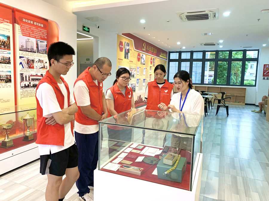 暑期在校大学生志愿者岗前培训顺利开展，爱心力量蓄势待发