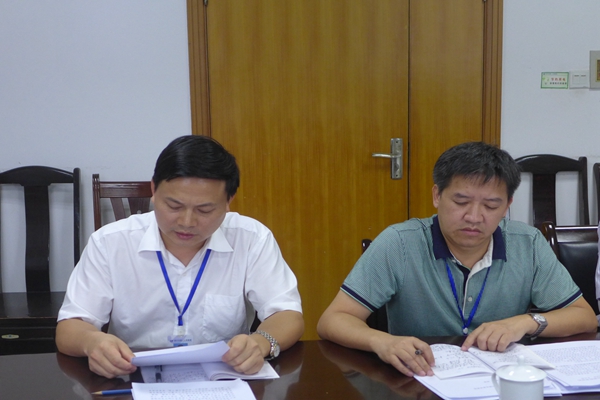 真亮丑 敢于自我揭短 真批评 直指问题要害