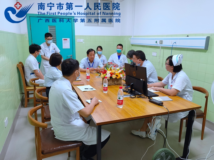 深入开展“大学习、深调研、办实事”主题活动 大力推进我院中医药应用发展