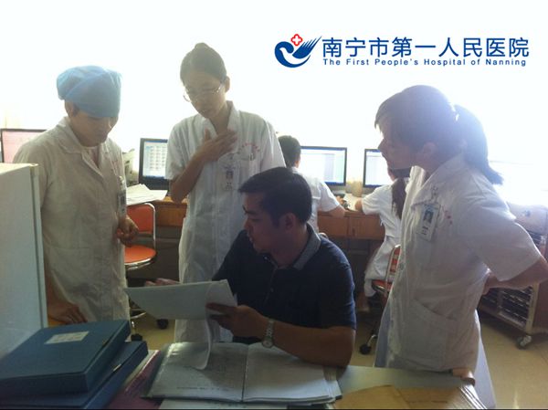 南宁市妇幼保健院检查组到埌东分院检查妇幼卫生“三网监测”工作