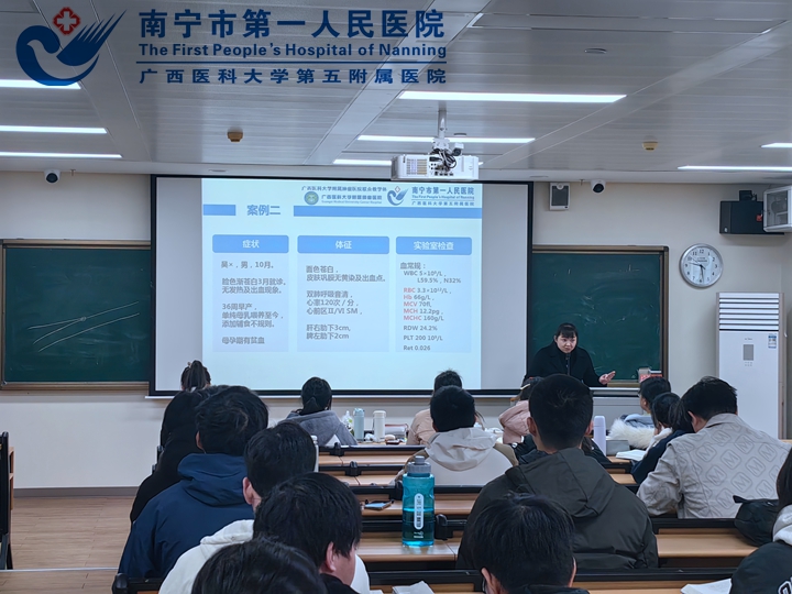 强化教学监管，提升教学质量 我院教学督导专家深入教学一线督导听课