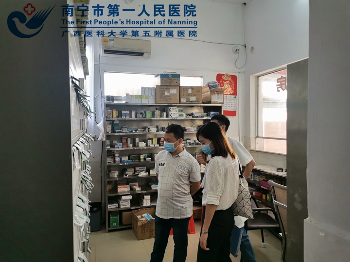 市一医院医疗集团组织相关业务管理中心到成员单位开展业务指导工作