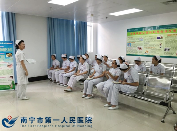 门诊部改进护理带教方法为实习生搭建学习平台