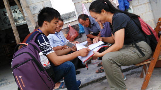 精准扶贫工作任重道远 后盾单位鼎力支持