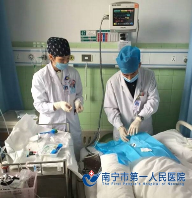 心血管内科二病区成功完成床旁临时起搏器植入术使病人重获新生