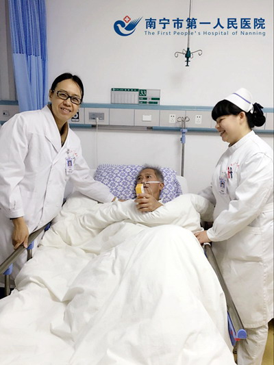 我院老年病学科二病区送给老年病患别具一格的圣诞节礼物