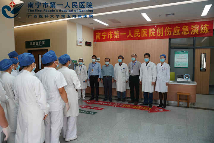 我院举行2020年“两会”医疗保障应急演练
