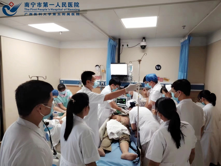 生死急救！我院神经内科一区联合多学科成功救治一名心跳骤停患者