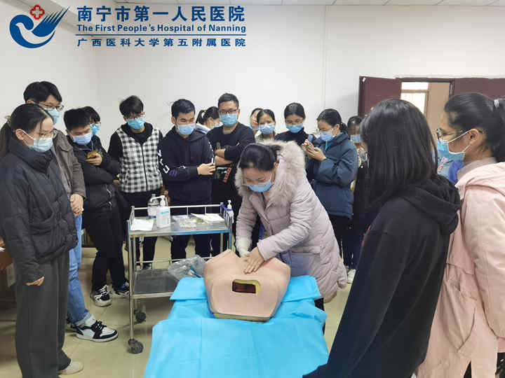 新春开训了！我院组织新一轮临床技能强化培训培