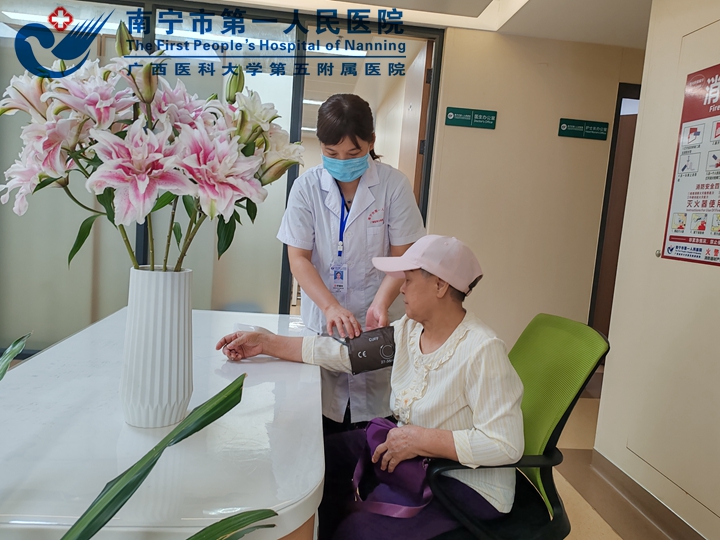 优化就诊流程 提升军休干部就医体验