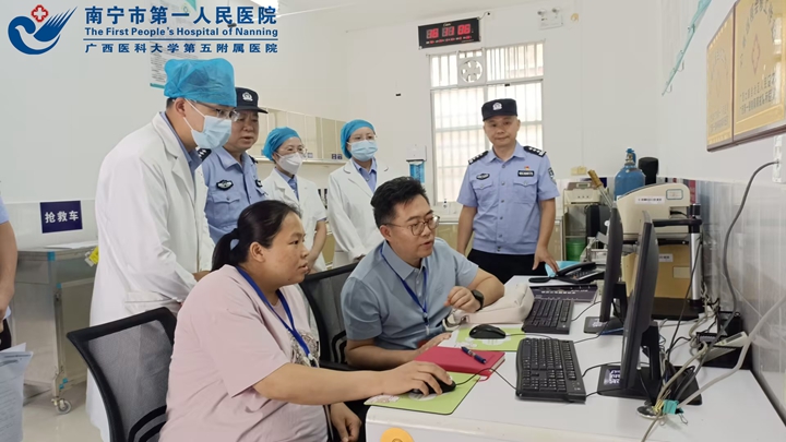 1734681657285_2024年5月15日，我院心内科党支部书记、科主任刘杰等前往共建支部单位——广西第一强制隔离戒毒所医院指导胸痛中心救治单元建设工作1.jpg