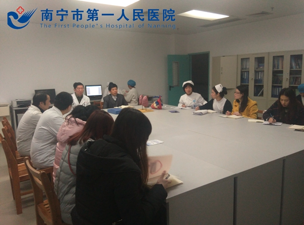 我院投诉办深入科室查找原因严防医疗场所安全事件的发生