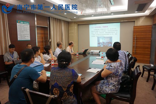 我院戒烟门诊服务项目接受自治区爱卫办现场评估