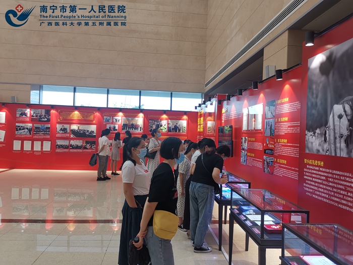 先锋引领共战“疫”，担当作为强首府