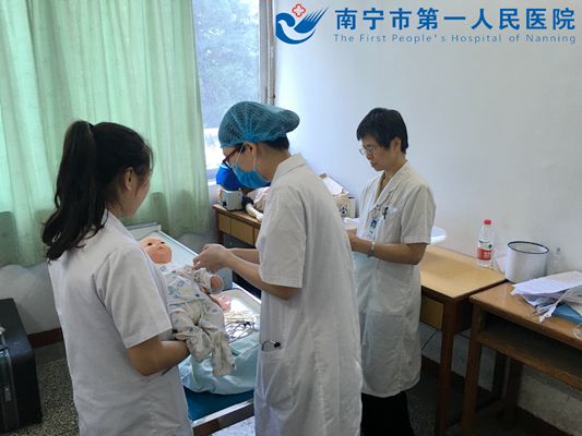我院完成2016年毕业实习生客观结构化临床考试工作