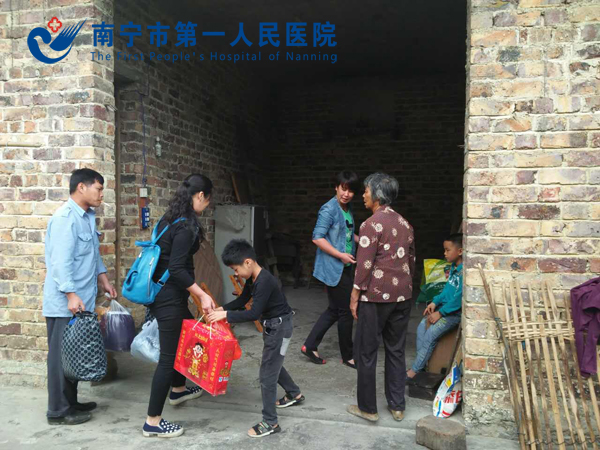 明亮镇塘隆村扎实有效有序推进“美丽乡村”及精准扶贫工作