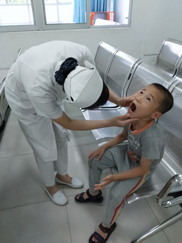 防治手足口病 预检分诊很重要