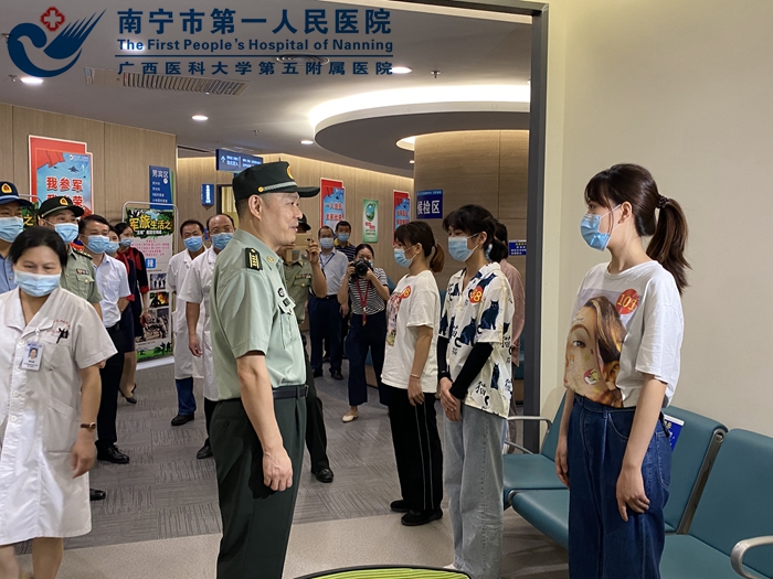 民主路健康体检中心顺利开展2020年女兵征兵体检工作