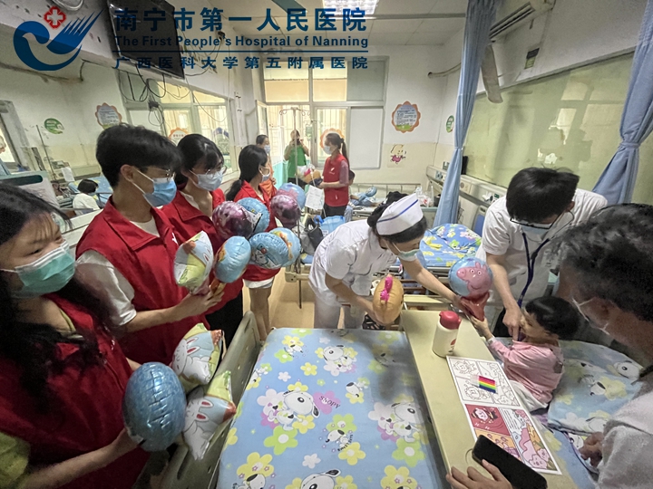 南宁市第一人民医院开展“同心护未来 喜迎二十大”主题实践活动