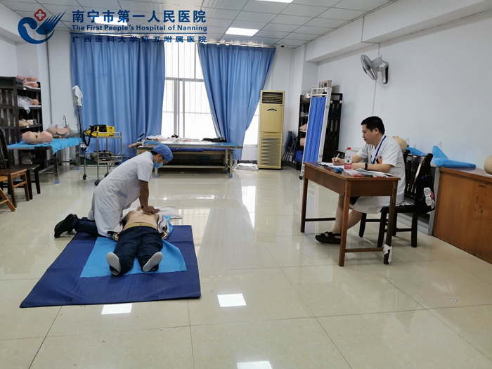 3、心肺复苏考核.jpg