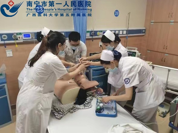 我院神经内科一区节前开展突发心跳呼吸骤停应急演练