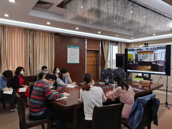 医院完成网络视频会议场地布置，解决开会难题