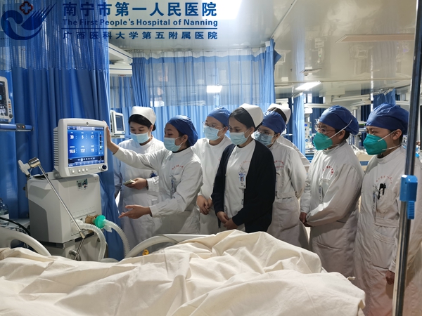我院护理部开展进一步加强危重症患者救治护理能力专项培训