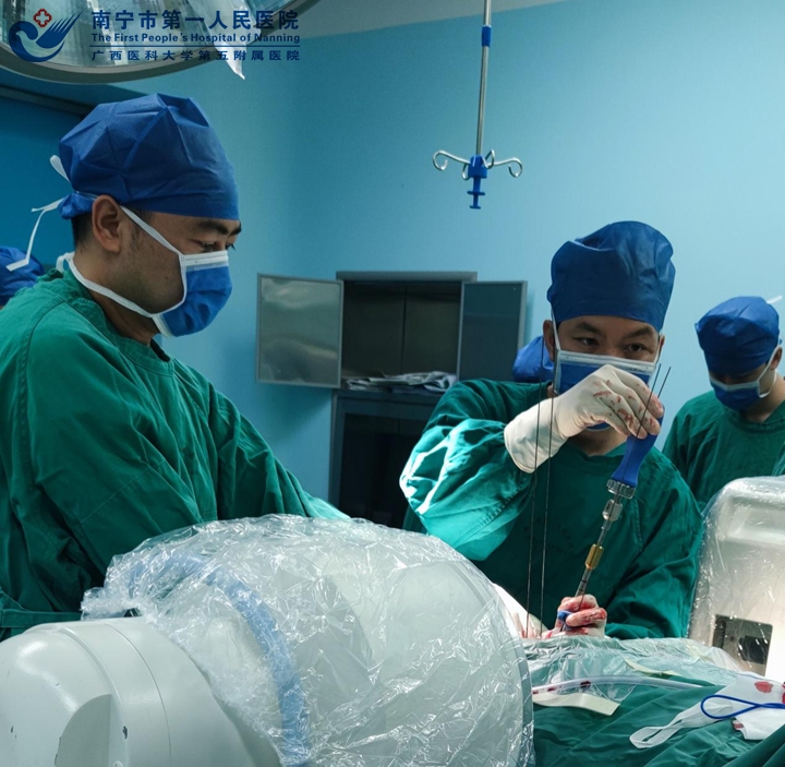 七旬老人腰腿疼痛二十余年，UBE技术小切口快速解决顽疾